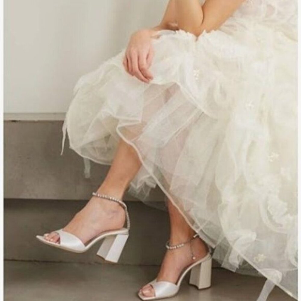 XYD White Satin Block Heel Sandals Crystal Chain Ankle Strap Open Toe Pumps